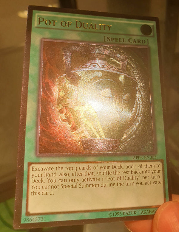Yugioh - Pot of Duality *Ultimate Rare* AP05-EN003 (NM)