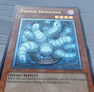 Yugioh - Fusion Devourer *Ultimate Rare* STON-EN020 (LP)