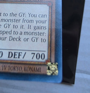 Yugioh - Red-Eyes Baby Dragon *Secret Rare* LDS1-EN010 (Damaged)
