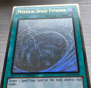 Yugioh - Mystical Space Typhoon *Ghost Gold Rare* GLD5-EN038